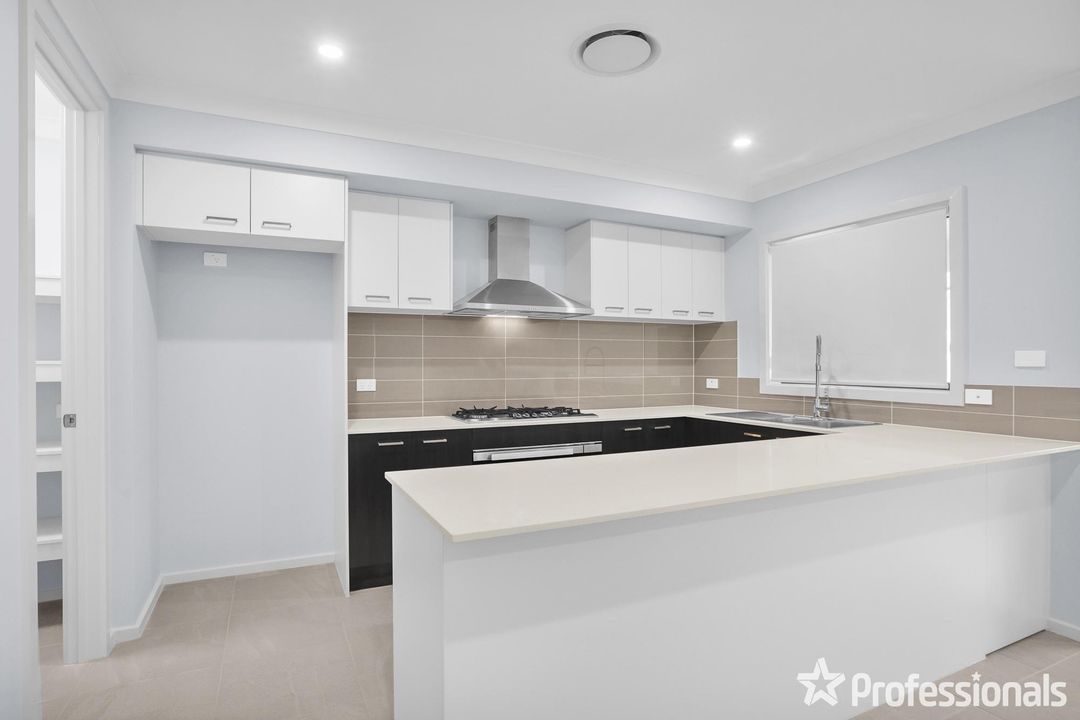Image of property at 30 Quarter Street, Box Hill NSW 2765