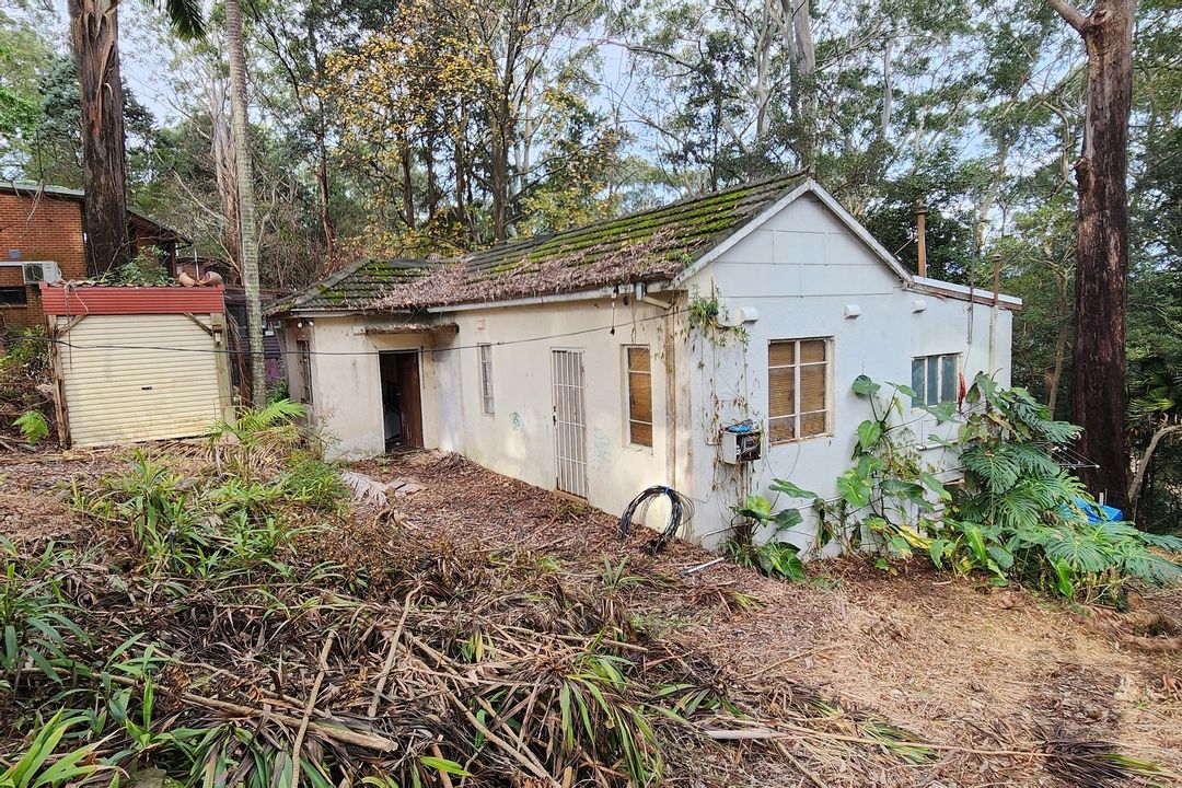 Image of property at 39 Manor Road, Hornsby NSW 2077