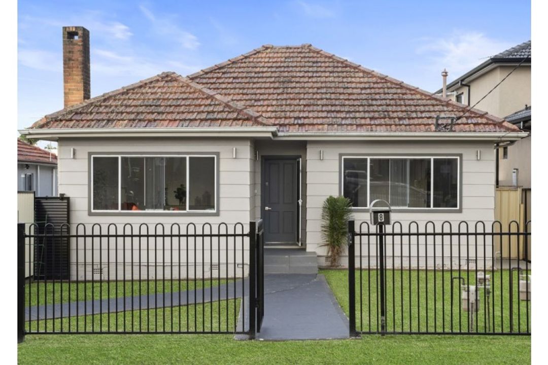 Image of property at 8  8a Bury Road, Guildford NSW 2161