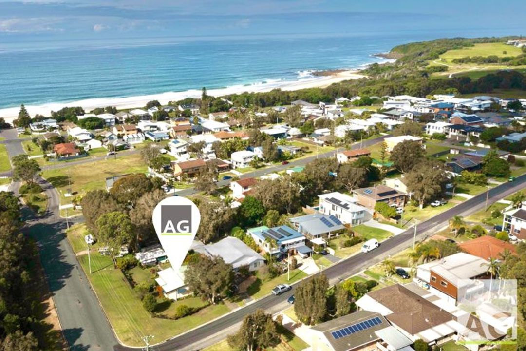 Image of property at 2 Escapade Ave, Diamond Beach NSW 2430