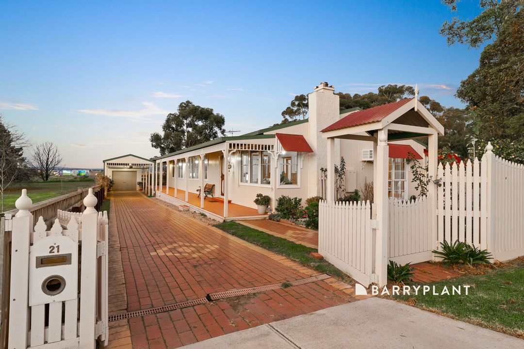 Image of property at 21 Railway Road, Clyde VIC 3978