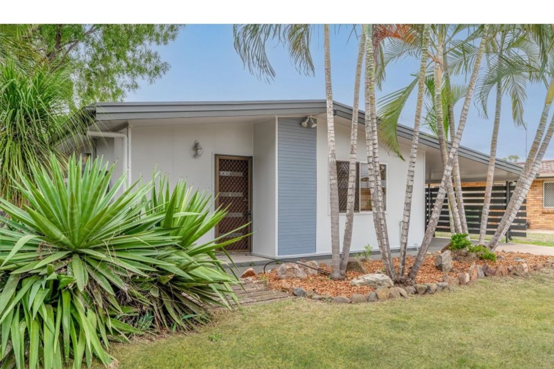 Image of property at 15 Sapphire Ave, Emerald QLD 4720