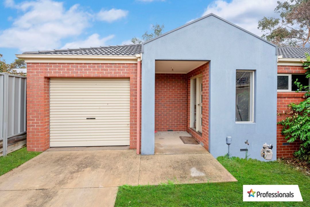 Image of property at 2/413 Napier Street, White Hills VIC 3550