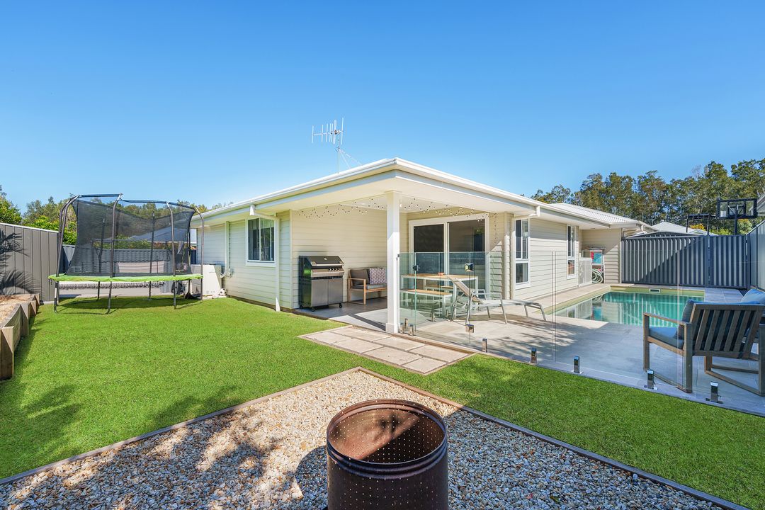 Image of property at 24 Antigua Avenue, Lake Cathie NSW 2445