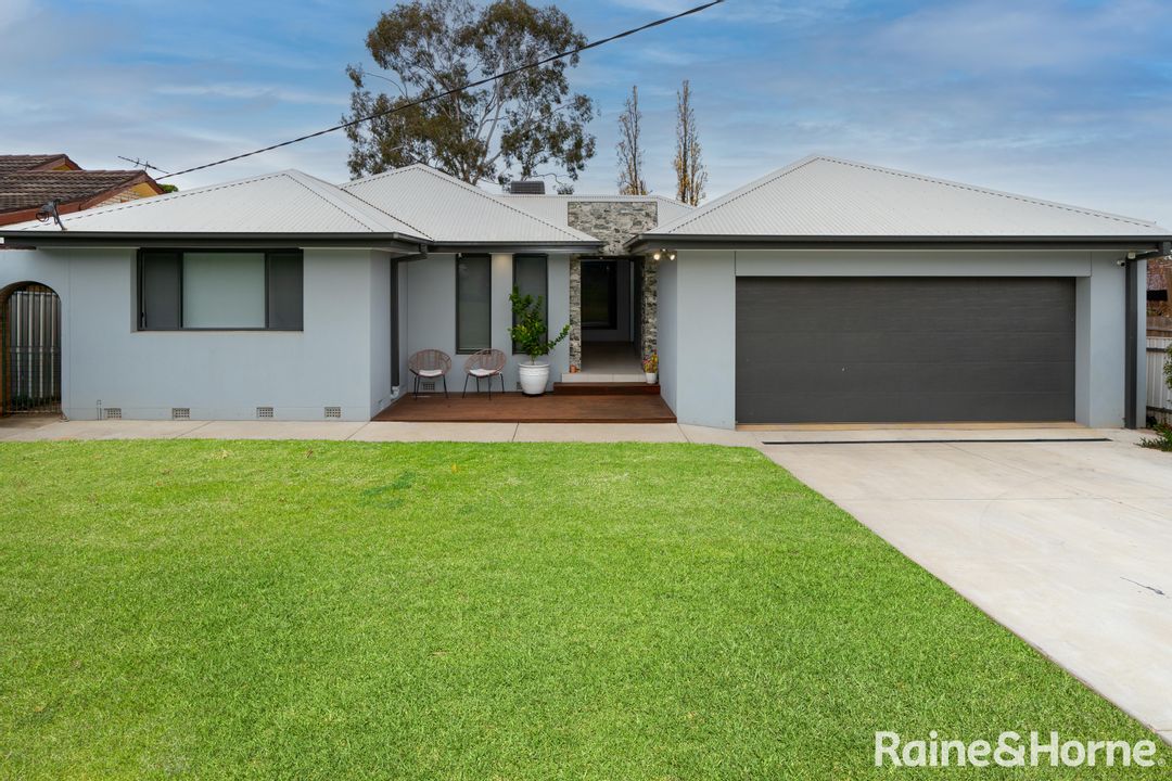 Image of property at 43 Panorama Street, Kooringal NSW 2650