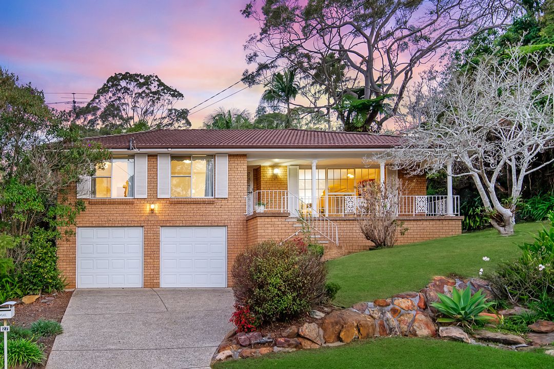 Image of property at 27 Gleneagles Crescent, Hornsby NSW 2077