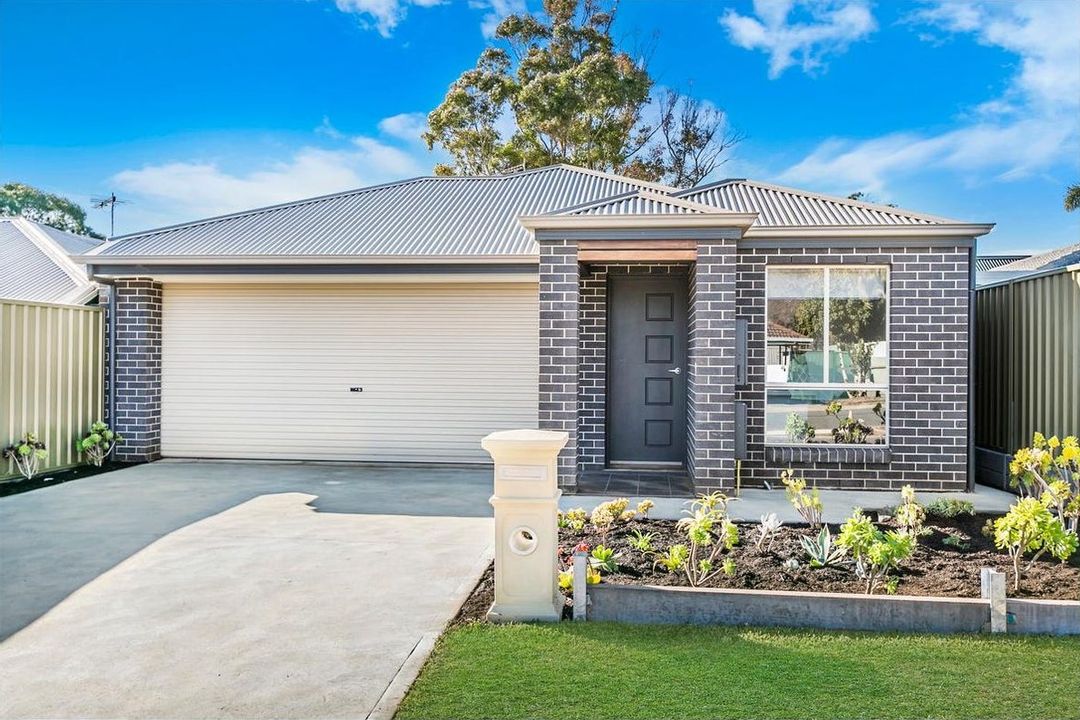 Image of property at 20 Heather Drive, Christie Downs SA 5164
