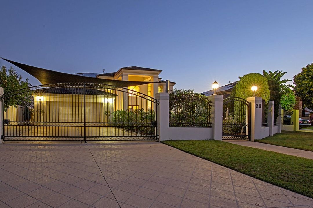 Image of property at 28 Prosperity Drive, Helensvale QLD 4212
