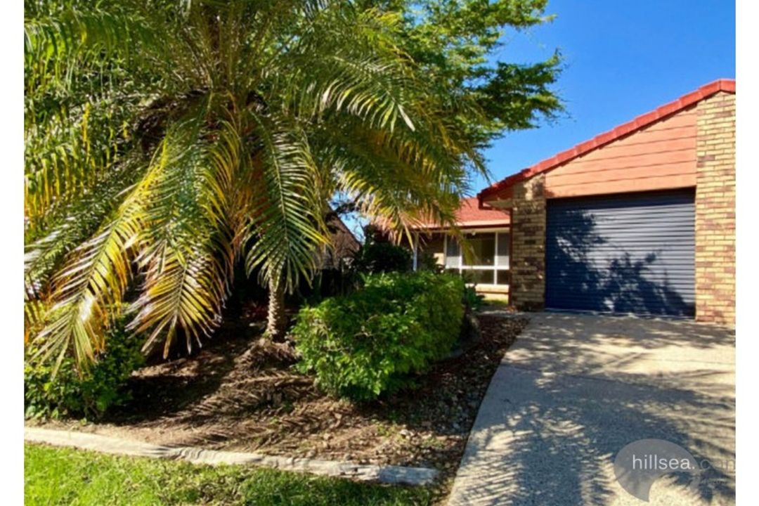 Image of property at 7 Melanie Place, Labrador QLD 4215