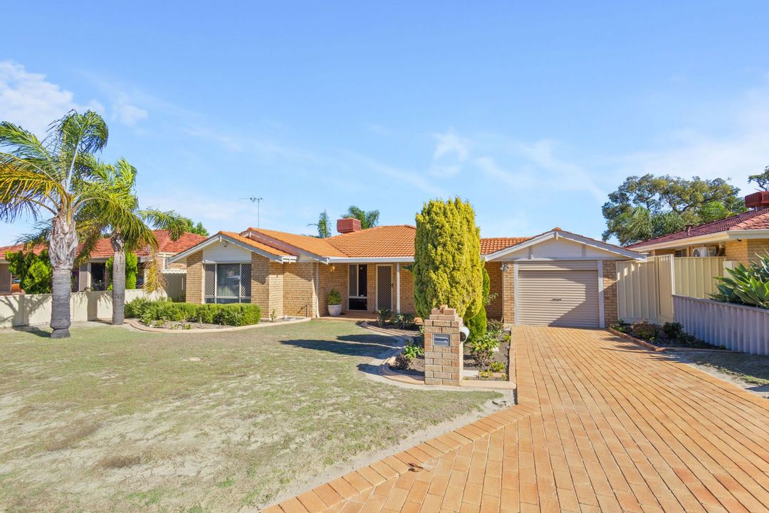Image of property at 4 Boab Court, Alexander Heights WA 6064