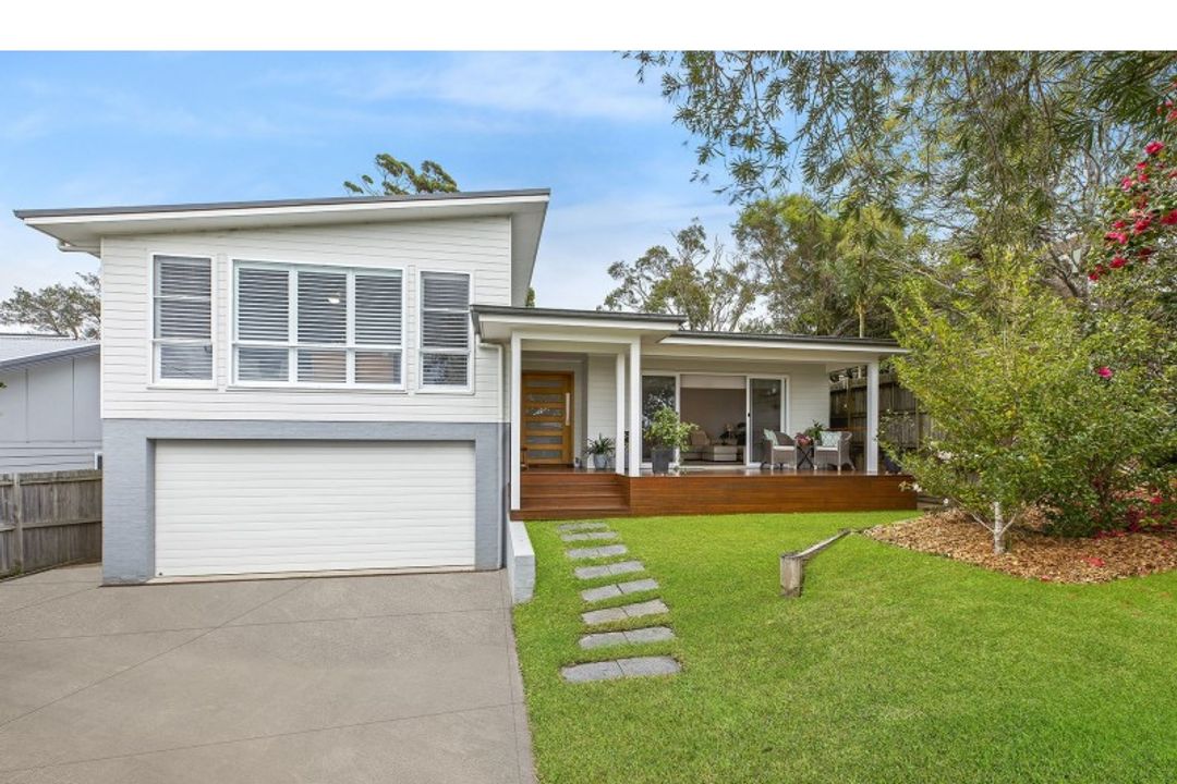 Image of property at 15 Seaview Avenue, Wamberal NSW 2260