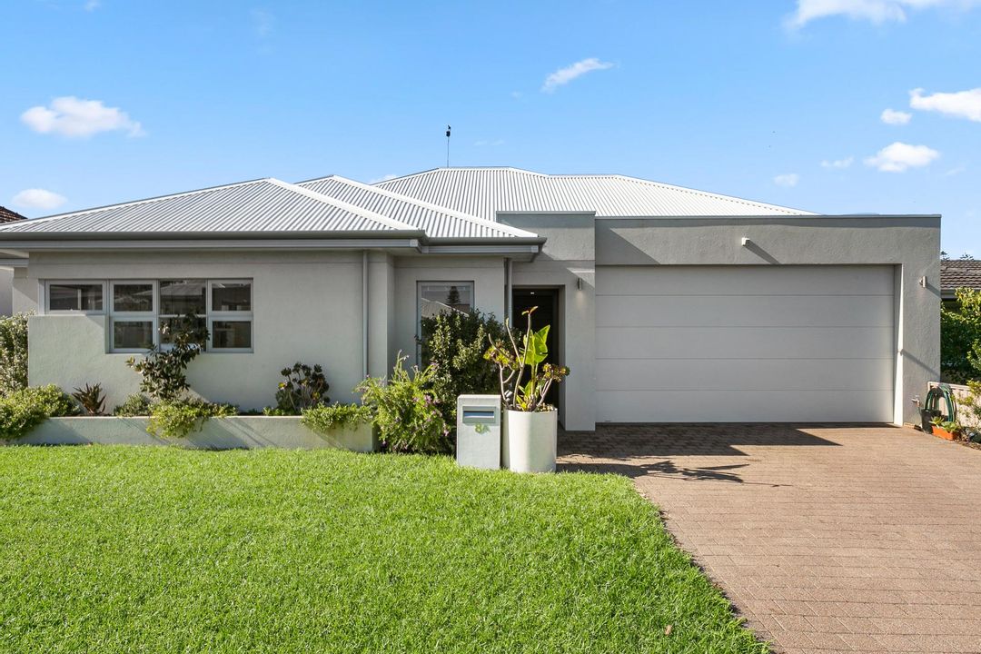 Image of property at 8A Gerald Stree, Spearwood WA 6163