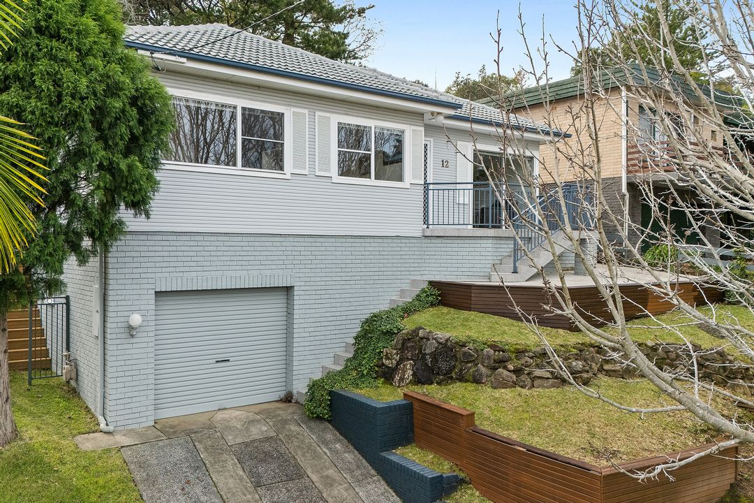 Image of property at 12 Morandoo Avenue, Mount Keira NSW 2500