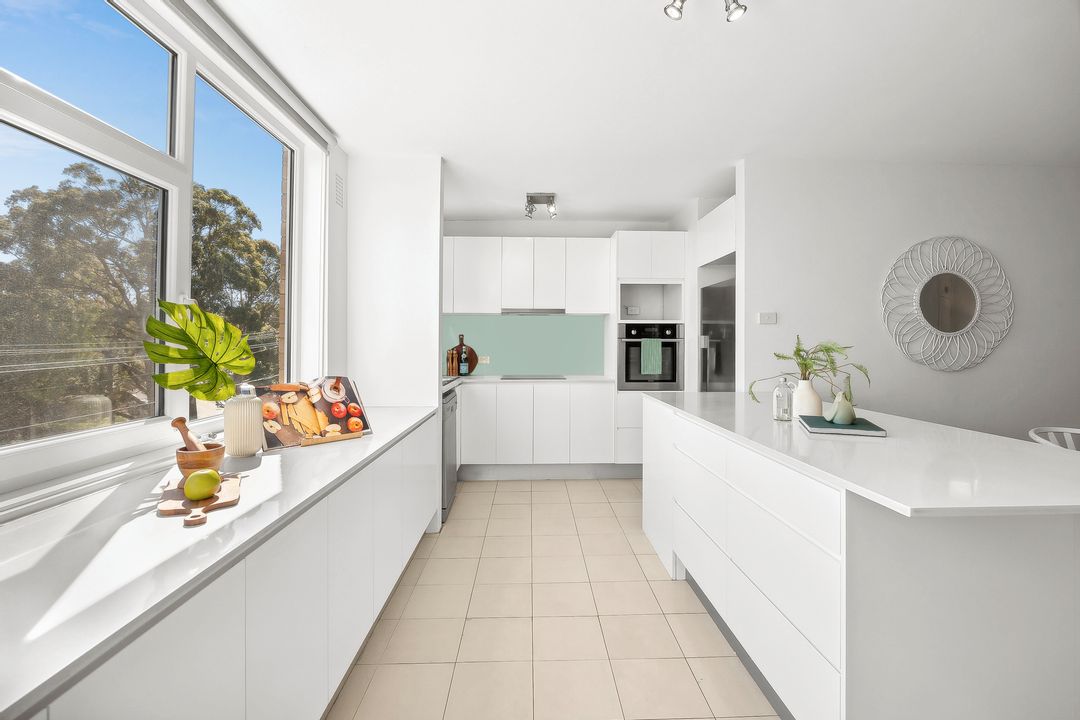 Image of property at 4/101 Gerard Street, Cremorne NSW 2090