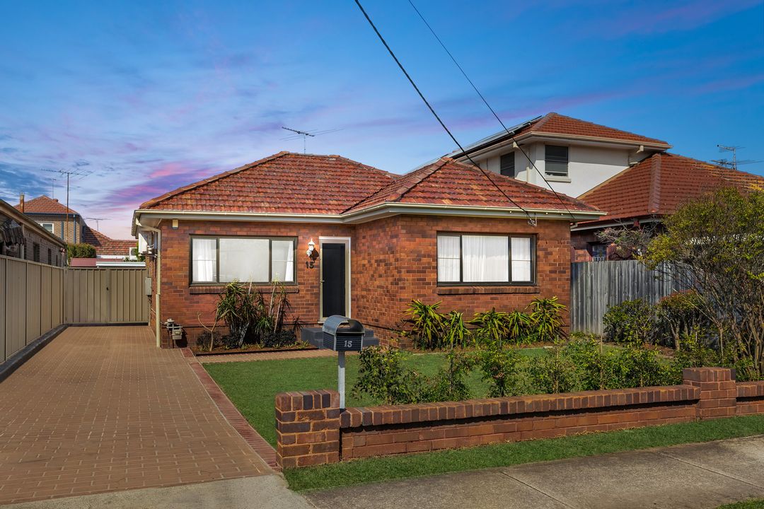 Image of property at 15 Ian Street, Maroubra NSW 2035