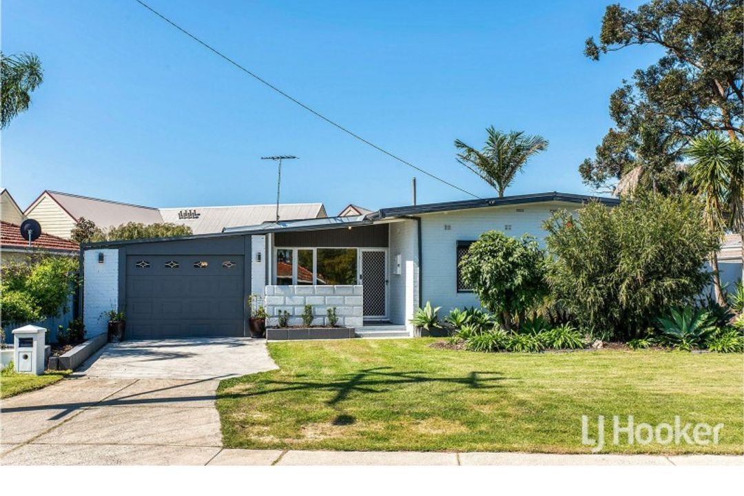 Image of property at 6 Numulgi Street, Armadale WA 6112