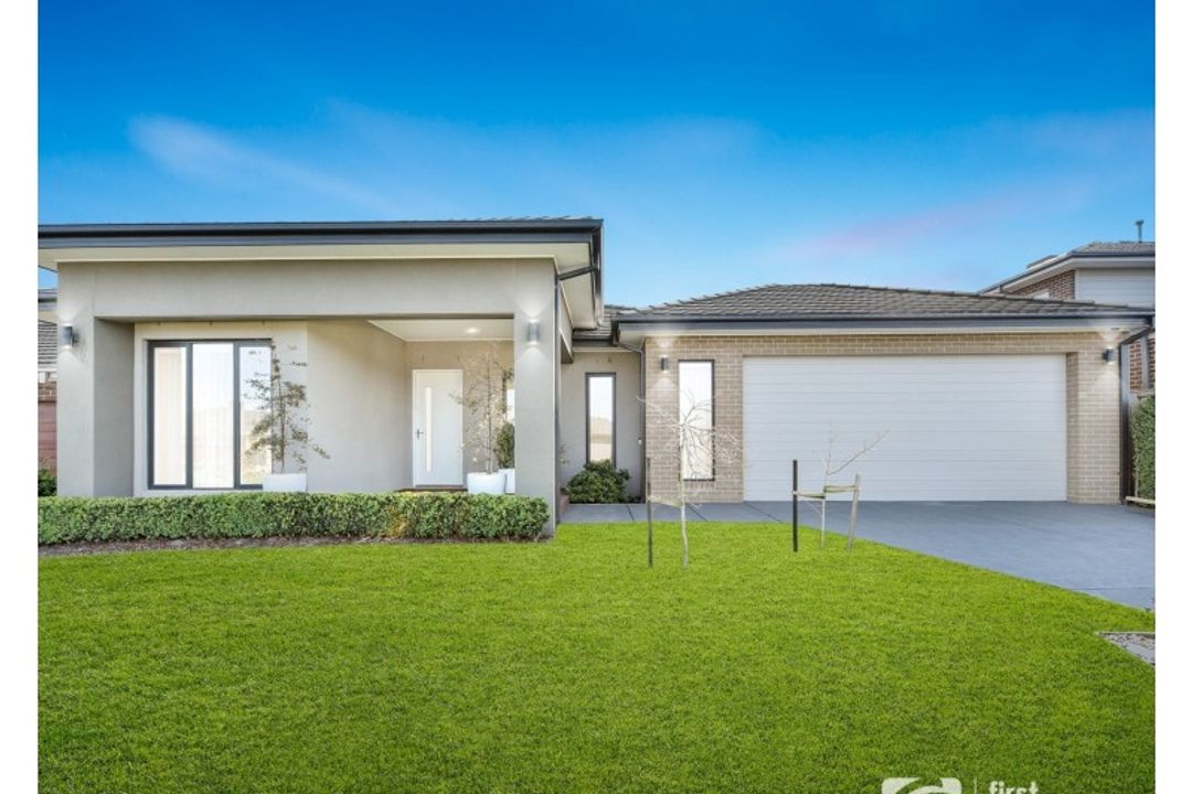 Image of property at 12 Pelham Drive, Clyde VIC 3978