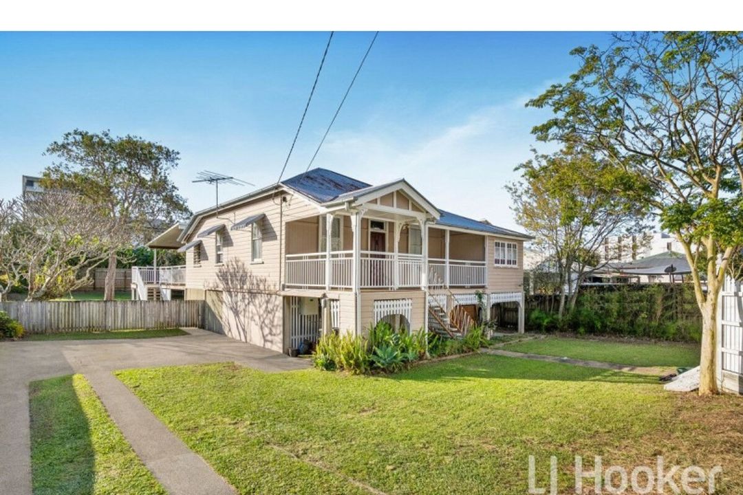 Image of property at 58 Halstead Street, Coorparoo QLD 4151