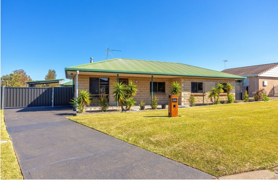 Image of property at 70 Wyden Street, Old Bar NSW 2430