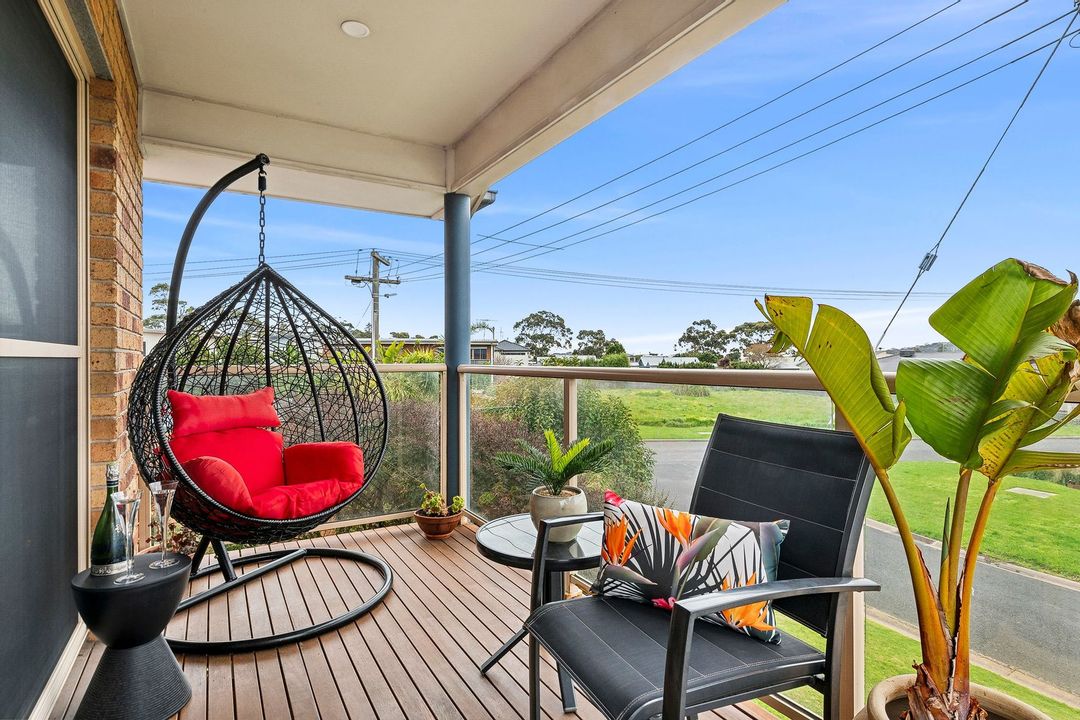 Image of property at 2a Coveside Avenue, Safety Beach VIC 3936