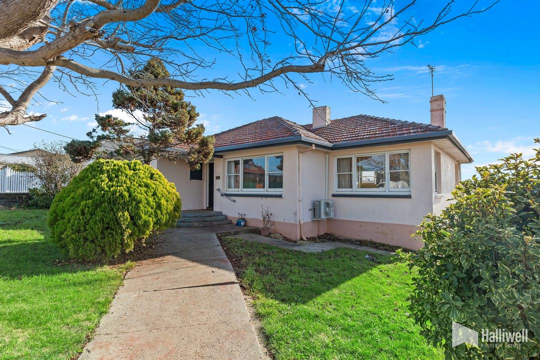 Image of property at 142 Parker Street, Devonport TAS 7310