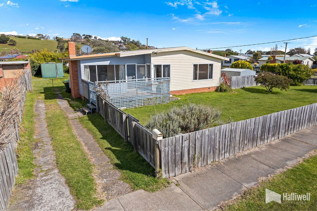 Image of property at 4 Coraki Street, East Devonport TAS 7310