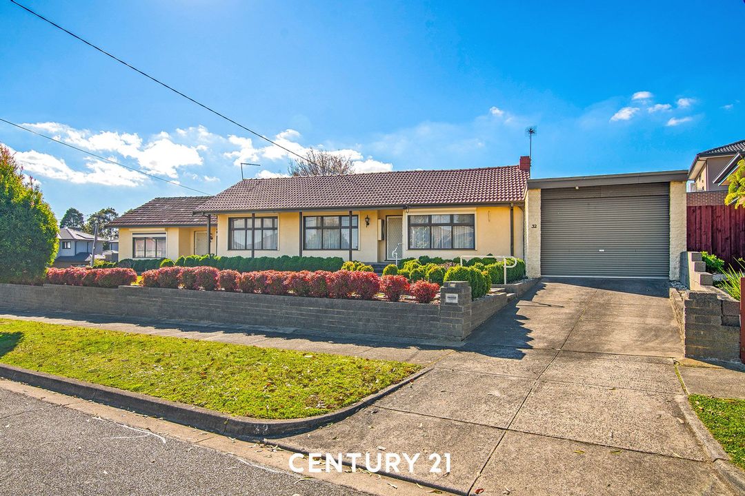 Image of property at 32 Roberts Avenue, Mulgrave VIC 3170