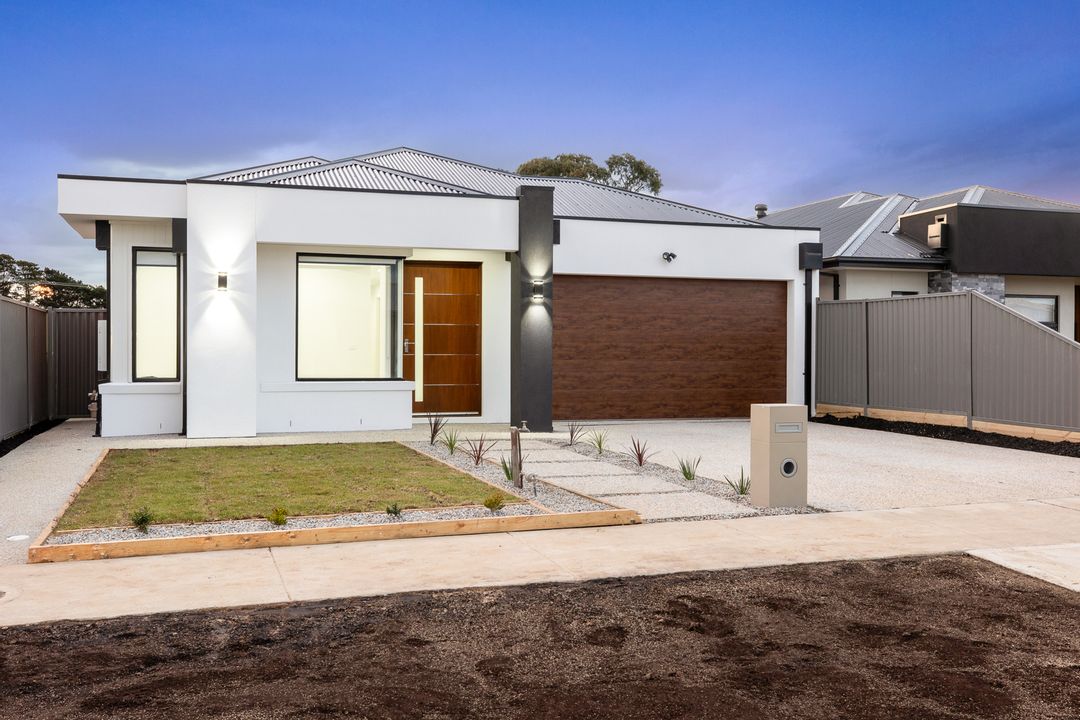 Image of property at 6 Hathaway Close, Alfredton VIC 3350