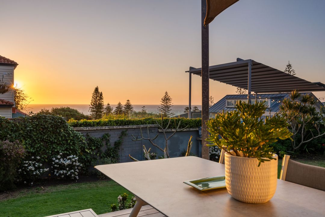 Image of property at 30 Deane Street, Cottesloe WA 6011