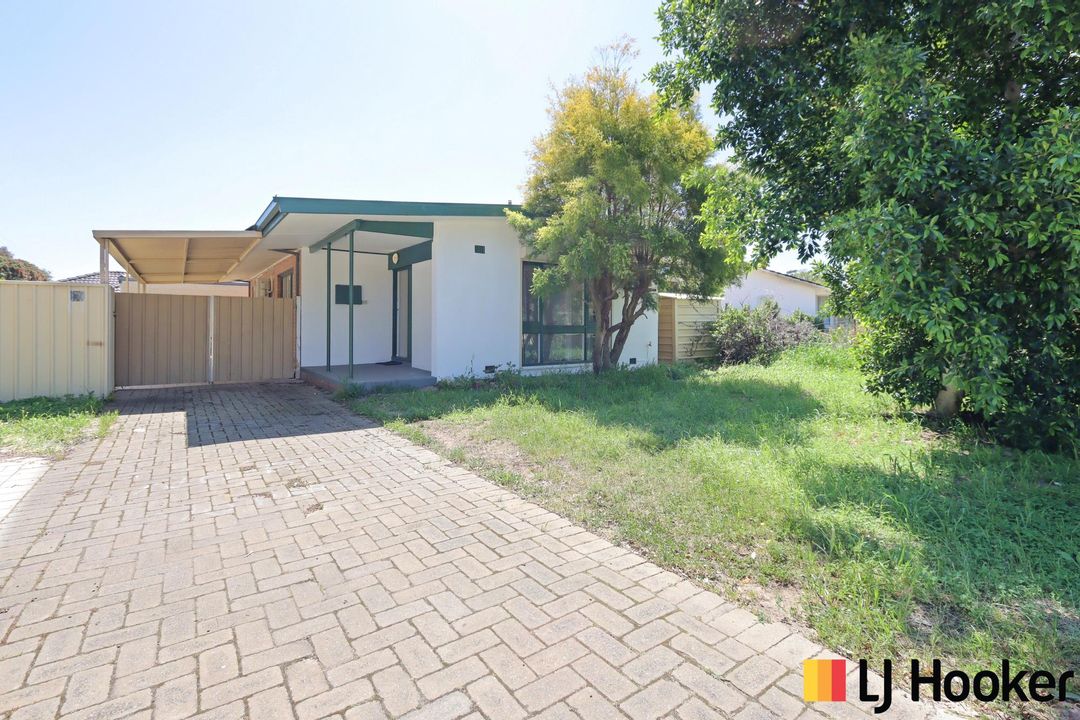 Image of property at 23 Trangie Way, Kelmscott WA 6111