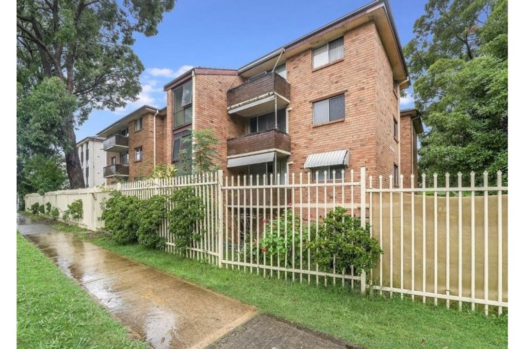 Image of property at 1/21 Lachlan St, Liverpool NSW 2170